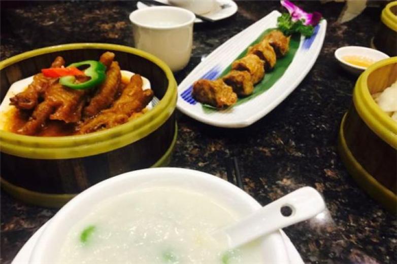 如轩海鲜砂锅粥